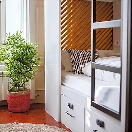 Hotel The Salty Surf & Yoga Cascais