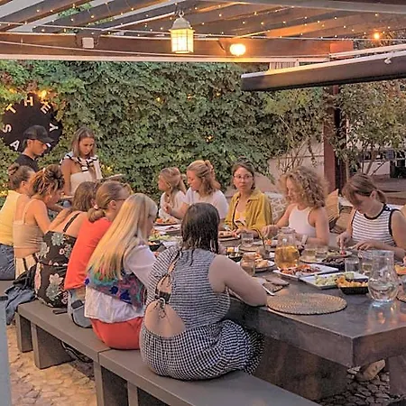 Hotel The Salty Surf & Yoga Cascais